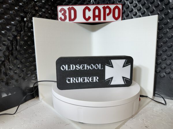 Lightbox - Old School Trucker - Retro